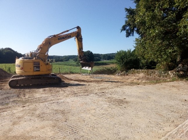 Début des travaux de déblaiements et de terrassements 2/2 (source : SmCLm)